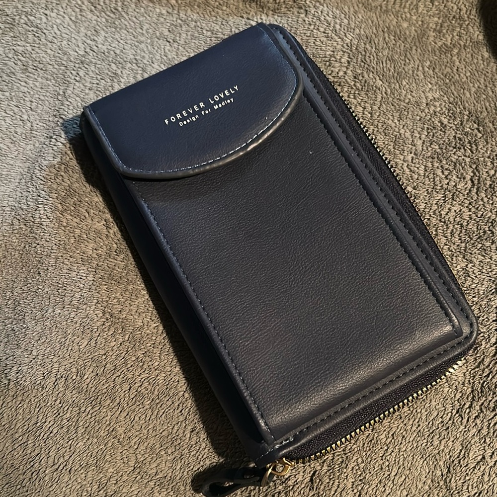 NWOT Forever Lovely Wallet - Navy